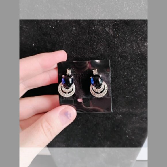 Jewelry - Vintage Enning clip on earrings